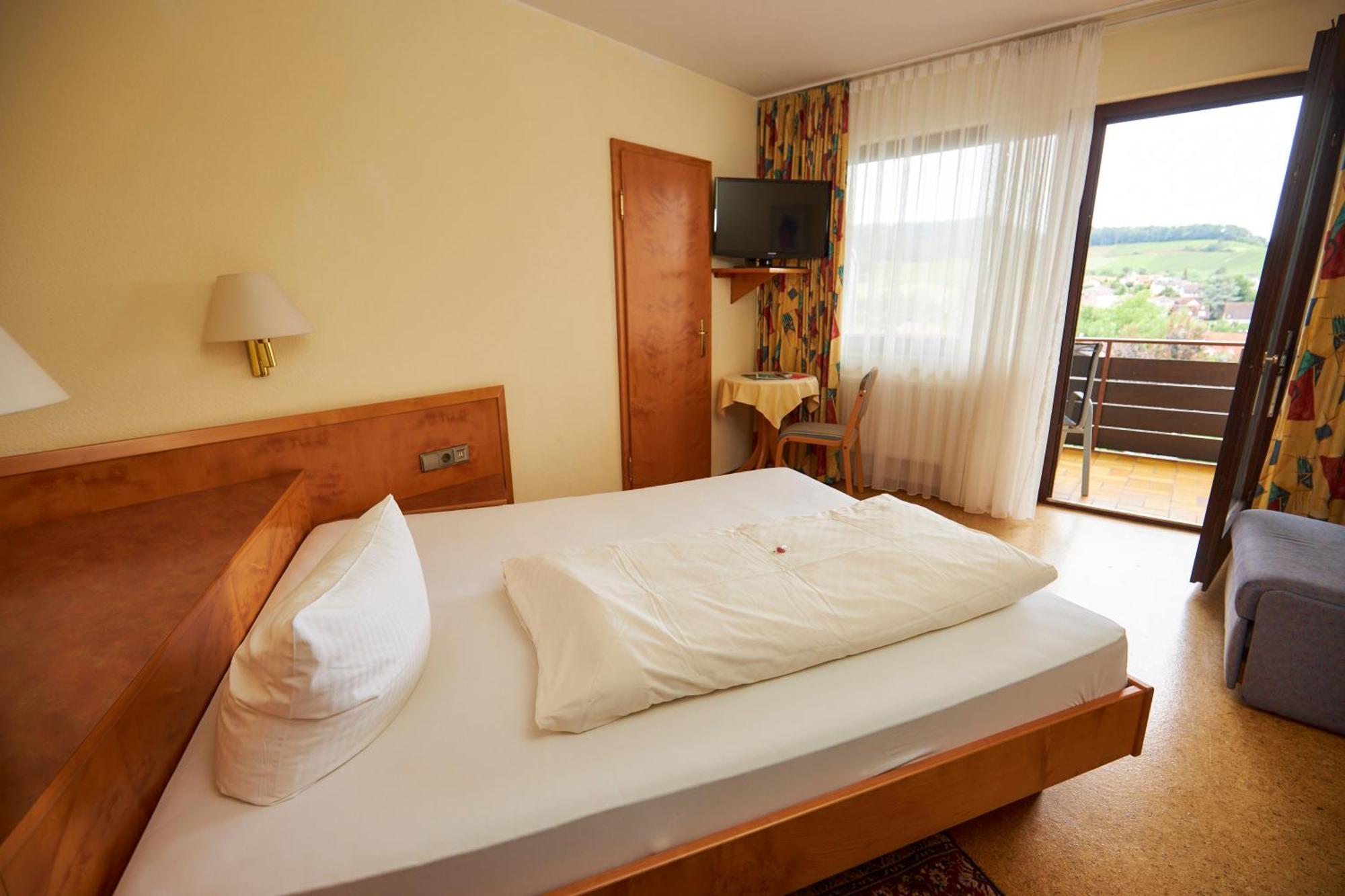 Flair Hotel Landgasthof Roger Löwenstein Екстериор снимка